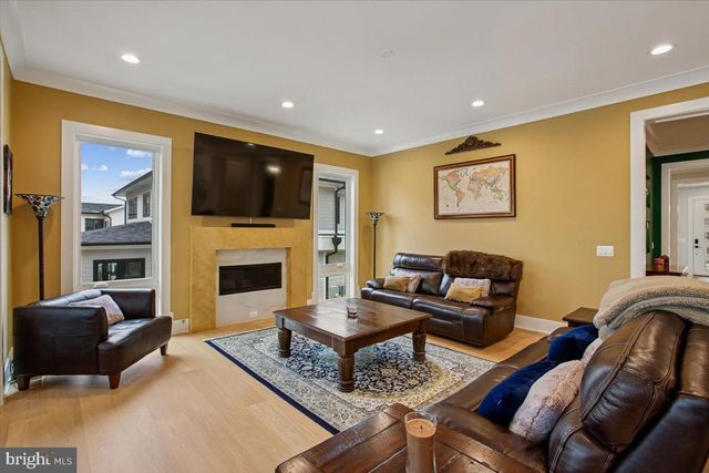 4055 THORNTON, Annandale, VA 22003