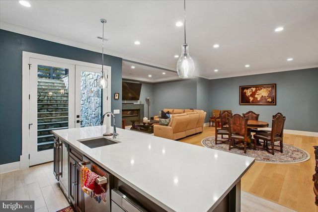 4055 THORNTON, Annandale, VA 22003