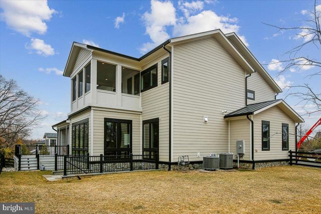 4055 THORNTON, Annandale, VA 22003