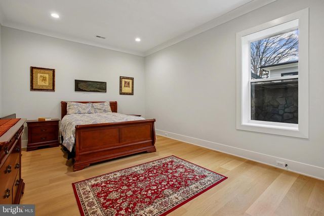 4055 THORNTON, Annandale, VA 22003