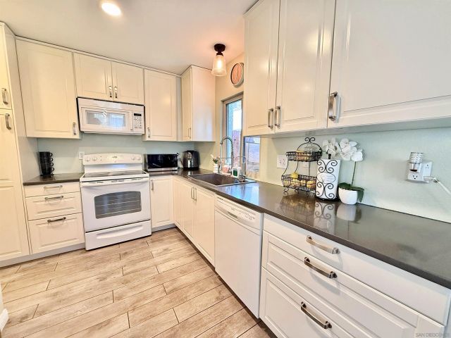 807 S Mollison Ave 24, El Cajon, CA 92020