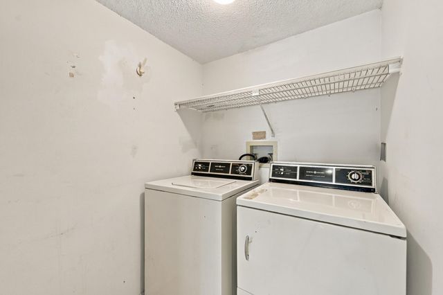 5640 Fairway Park Drive 101, Boynton Beach, FL 33437