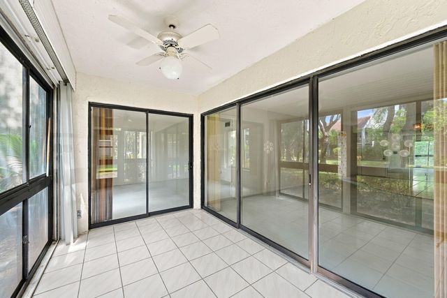 5640 Fairway Park Drive 101, Boynton Beach, FL 33437