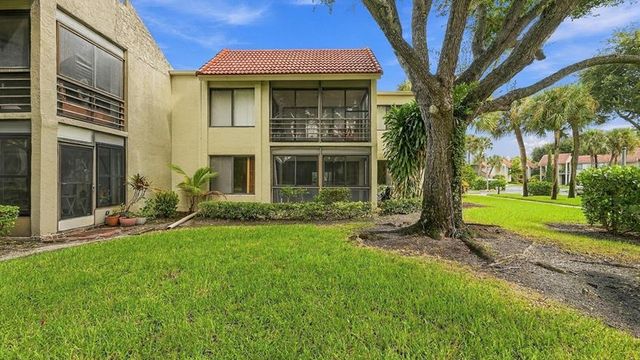 5640 Fairway Park Drive 101, Boynton Beach, FL 33437