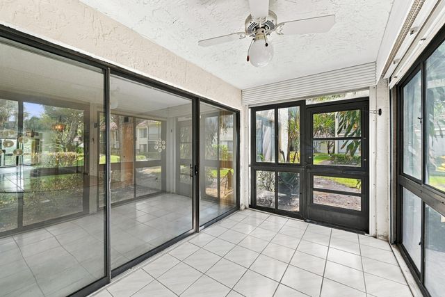 5640 Fairway Park Drive 101, Boynton Beach, FL 33437