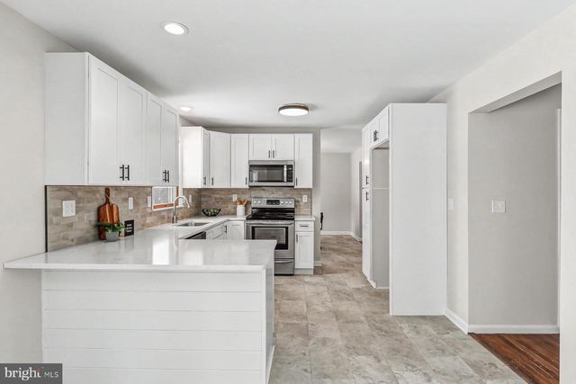 344 EDDINGTON AVE, Harrisburg, PA 17111