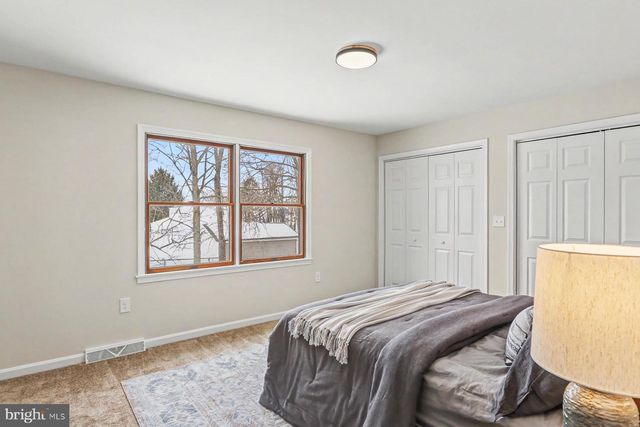 344 EDDINGTON AVE, Harrisburg, PA 17111