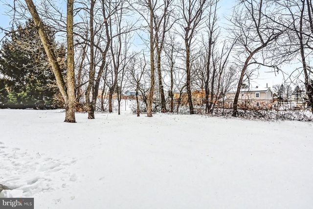 344 EDDINGTON AVE, Harrisburg, PA 17111