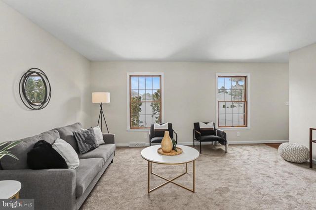 344 EDDINGTON AVE, Harrisburg, PA 17111