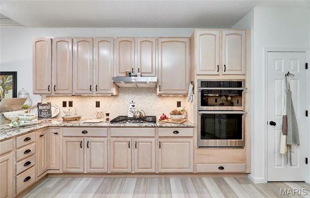 328 Seahawk Drive, Lake St Louis, MO 63367