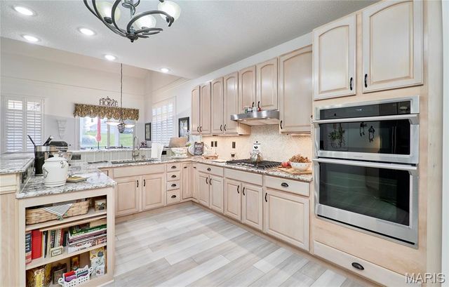 328 Seahawk Drive, Lake St Louis, MO 63367