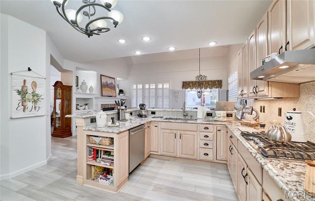 328 Seahawk Drive, Lake St Louis, MO 63367