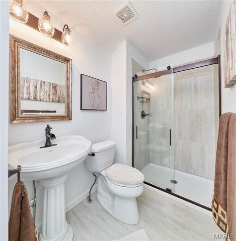 328 Seahawk Drive, Lake St Louis, MO 63367