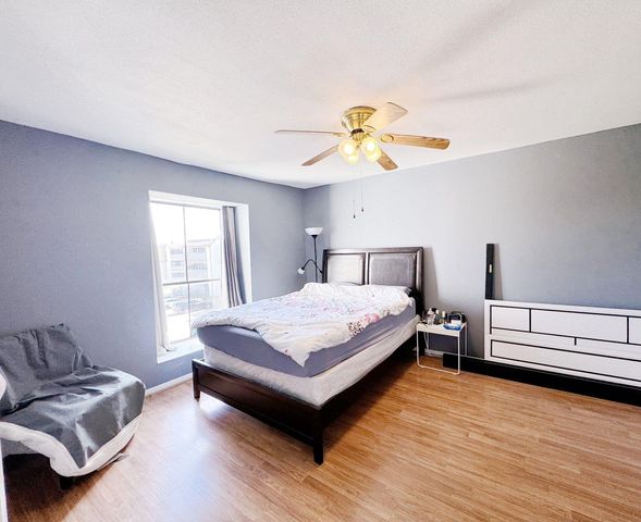 3075 Walnut Bend Lane 36, Houston, TX 77042