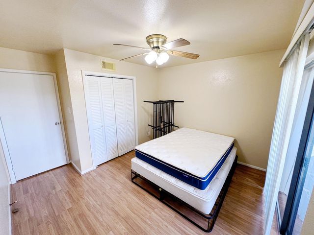 3075 Walnut Bend Lane 36, Houston, TX 77042