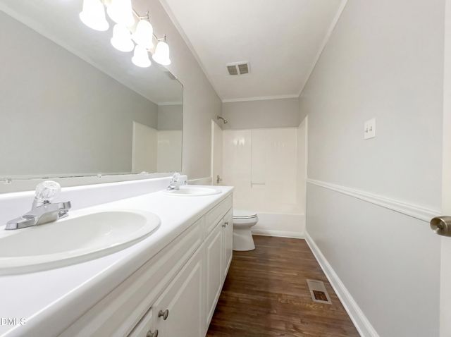 5834 Waters Edge Drive, Fayetteville, NC 28314