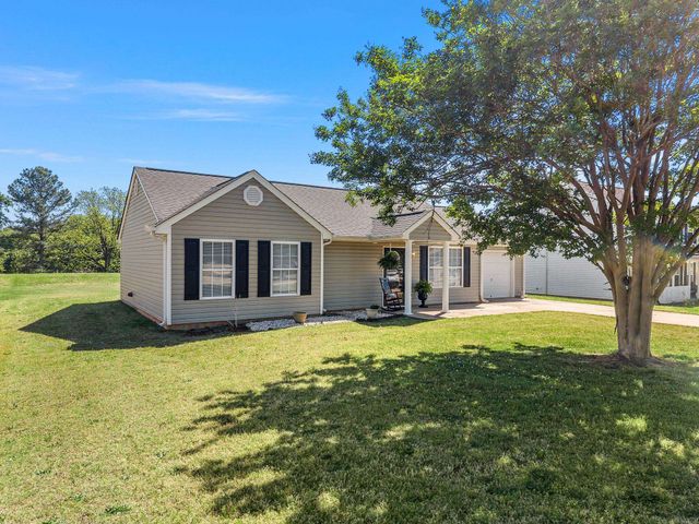 423 James J Newman Boulevard, Lyman, SC 29365