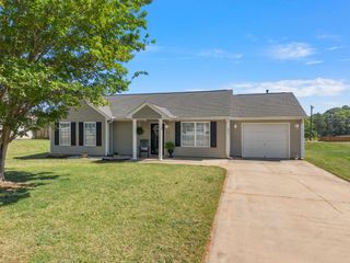 423 James J Newman Boulevard, Lyman, SC 29365