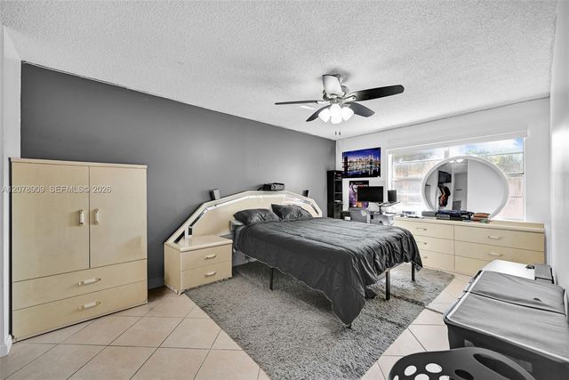 7610 Stirling Road 206F, Davie, FL 33024
