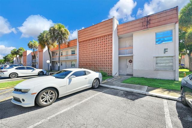 7610 Stirling Road 206F, Davie, FL 33024