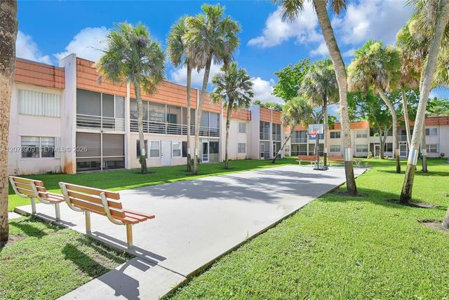 7610 Stirling Road 206F, Davie, FL 33024