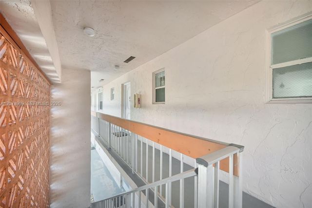 7610 Stirling Road 206F, Davie, FL 33024