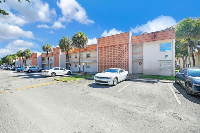7610 Stirling Road 206F, Davie, FL 33024