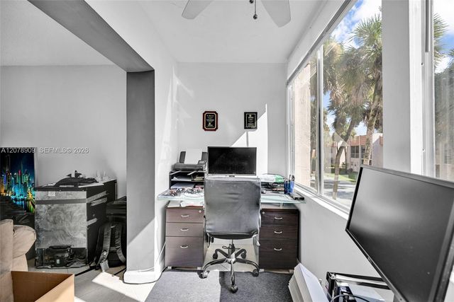 7610 Stirling Road 206F, Davie, FL 33024