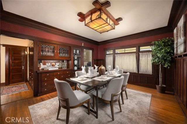 577 N Chester Avenue, Pasadena, CA 91106