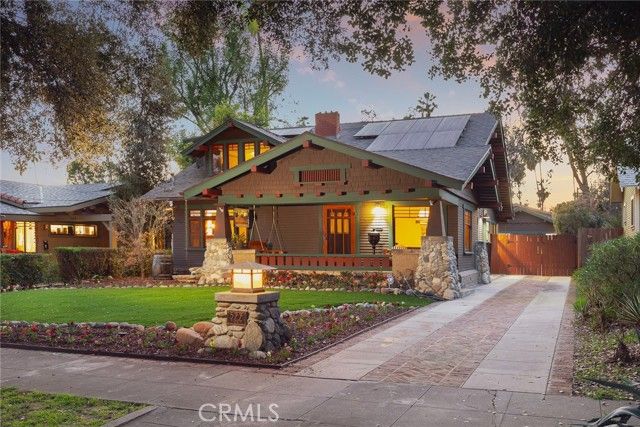 577 N Chester Avenue, Pasadena, CA 91106