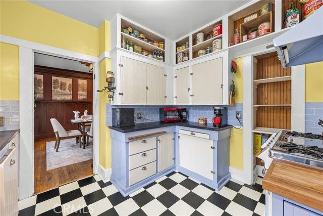 577 N Chester Avenue, Pasadena, CA 91106