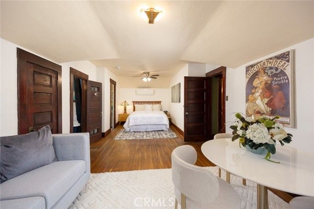 577 N Chester Avenue, Pasadena, CA 91106