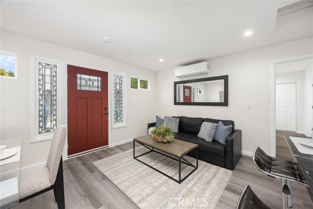 577 N Chester Avenue, Pasadena, CA 91106