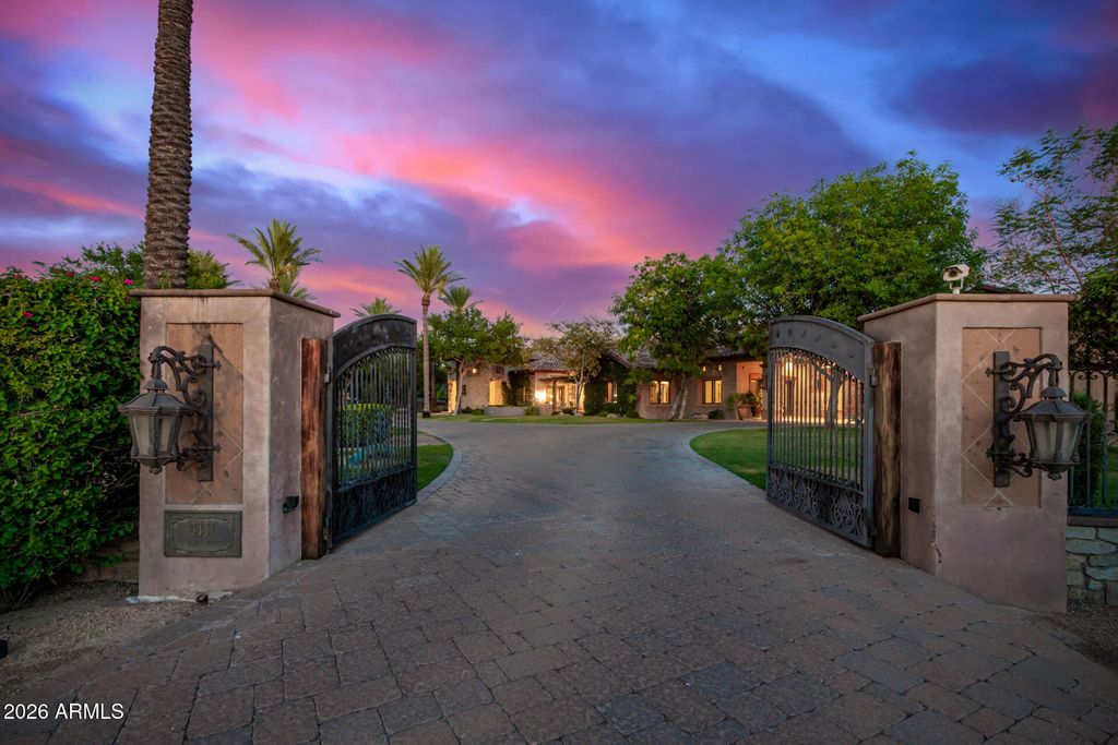 3831 E HUBER Street, Mesa, AZ 85205 — photo 4