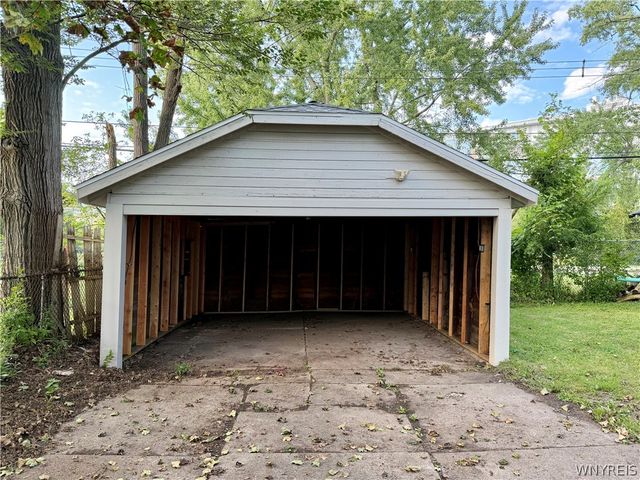 176 Winspear Avenue, Buffalo, NY 14215