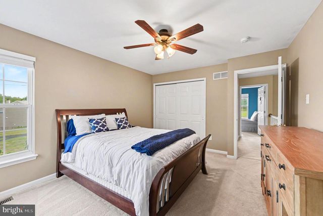 203 CRITTENDEN DR, Newtown, PA 18940