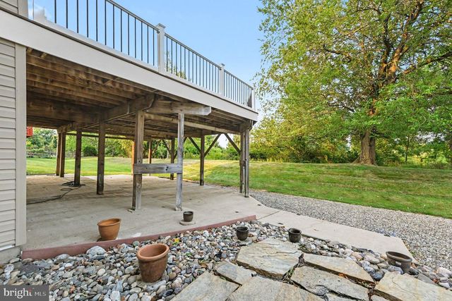 203 CRITTENDEN DR, Newtown, PA 18940