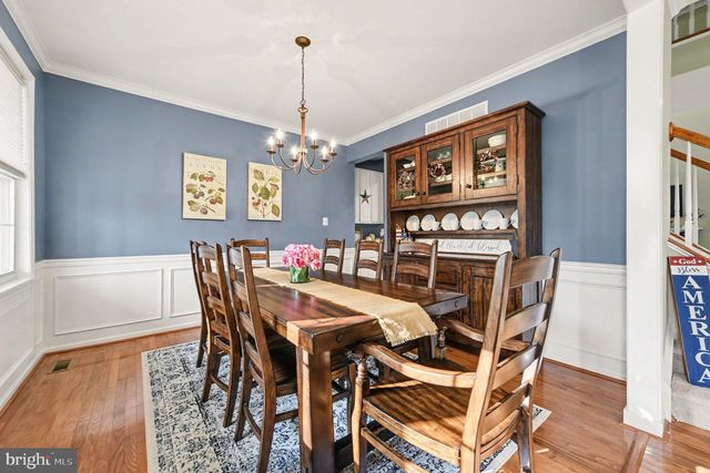203 CRITTENDEN DR, Newtown, PA 18940