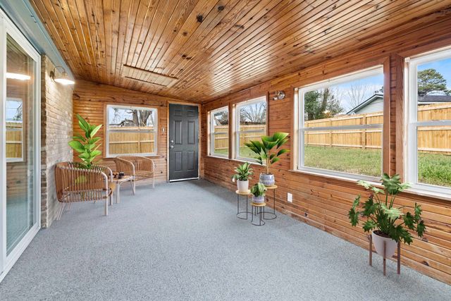 1022 Kay, Gladewater, TX 75647