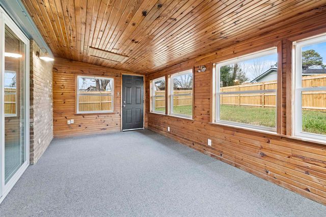 1022 Kay, Gladewater, TX 75647