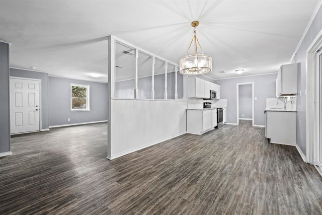 1022 Kay, Gladewater, TX 75647