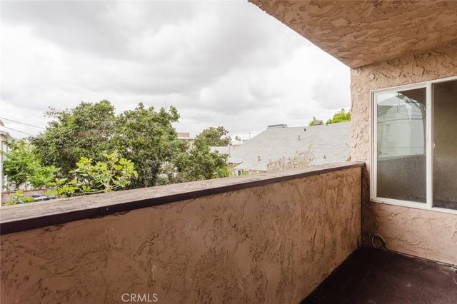 310 N Jackson Street 128, Glendale, CA 91206