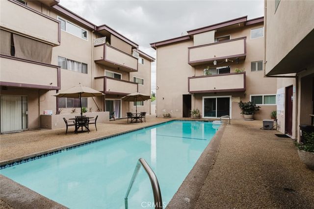 310 N Jackson Street 128, Glendale, CA 91206
