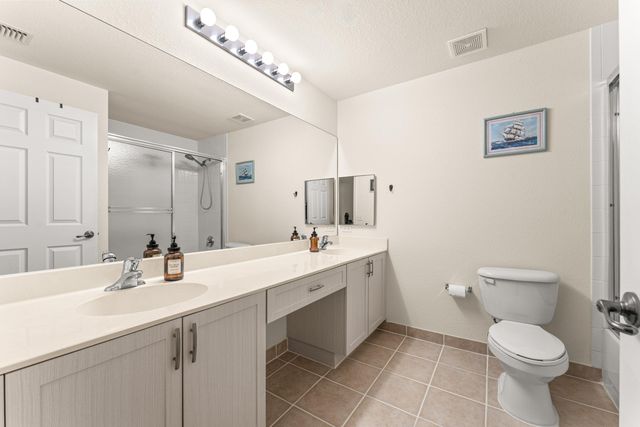 2801 Sarento Place 102, Palm Beach Gardens, FL 33410