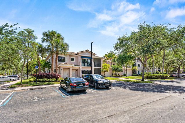 2801 Sarento Place 102, Palm Beach Gardens, FL 33410