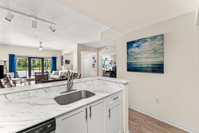 2801 Sarento Place 102, Palm Beach Gardens, FL 33410