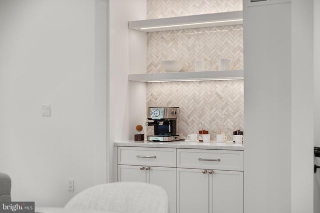 5117 YUMA ST NW, Washington, DC 20016