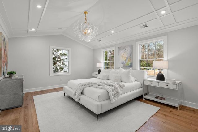 5117 YUMA ST NW, Washington, DC 20016