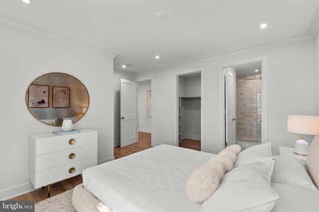 5117 YUMA ST NW, Washington, DC 20016