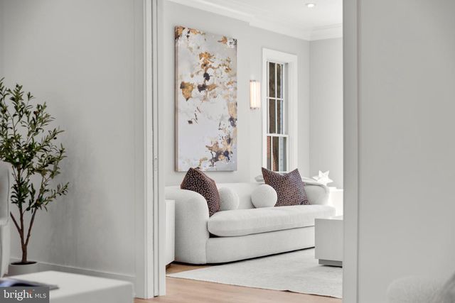 5117 YUMA ST NW, Washington, DC 20016